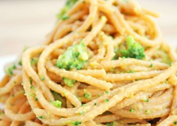 Creamy Garlic Pasta with Broccoli
